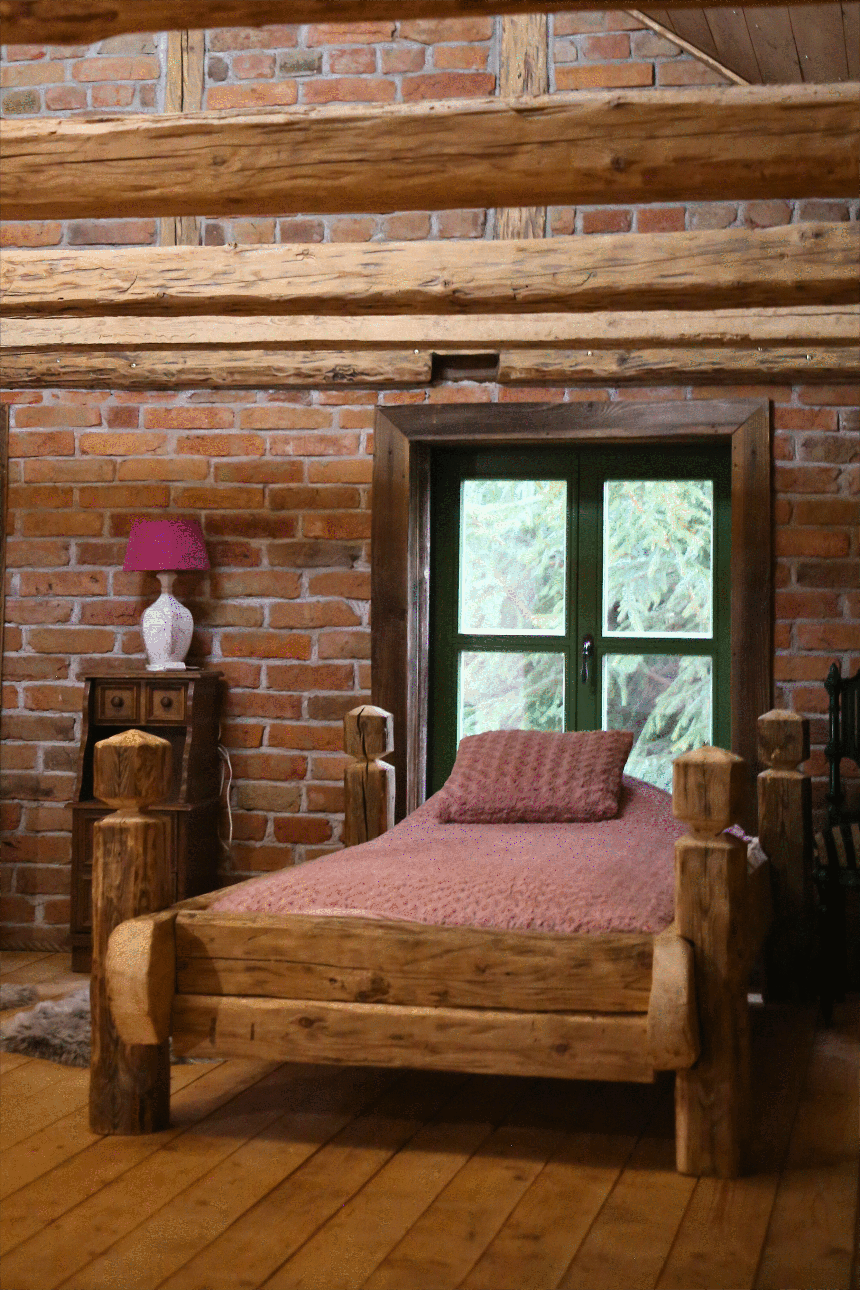 Kruzy 36 - piętro (2)